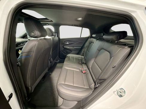 New 2026 Buick Envista Sport Touring w/ Convenience I Package FWD image 21