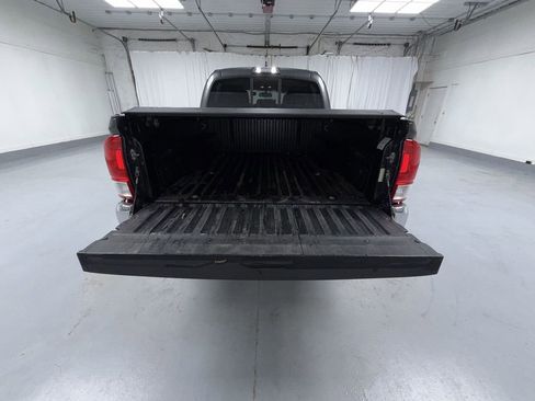 Used 2017 Toyota Tacoma SR5 w/ Tow Package AWD/4WD image 13
