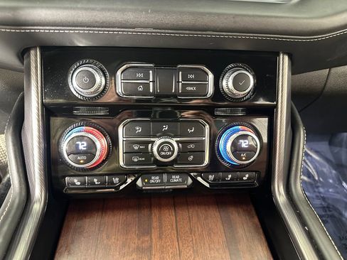 Used 2023 GMC Yukon XL Denali Ultimate image 41