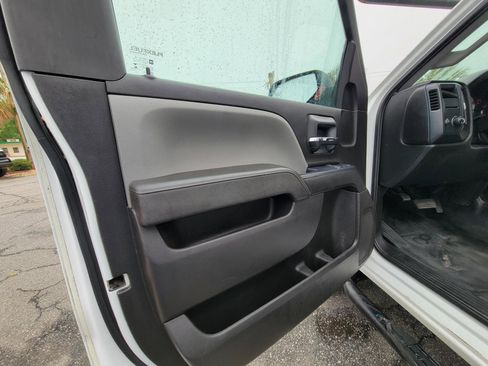 Used 2018 Chevrolet Silverado 2500 W/T w/ WT Fleet Convenience Package RWD image 13