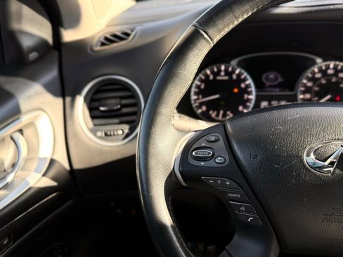 Used 2019 INFINITI QX60 Luxe w/ Essential Package image 42