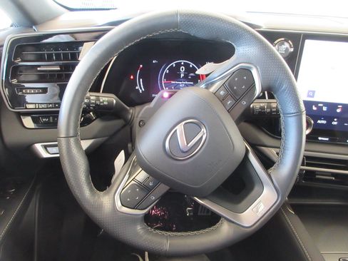Used 2024 Lexus RX 350 F Sport AWD/4WD image 36