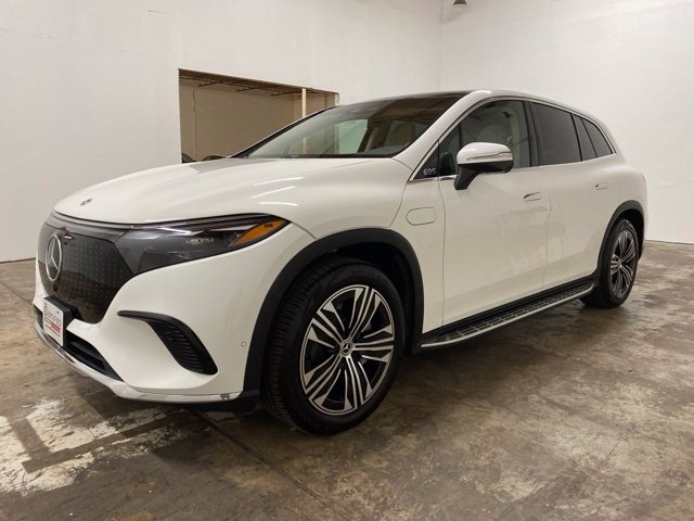 Used 2024 Mercedes-Benz EQS 450+ SUV image 1