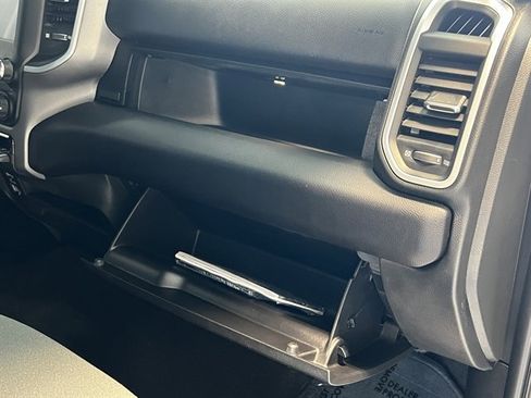 Used 2024 RAM 2500 Big Horn w/ Off Road Package image 32