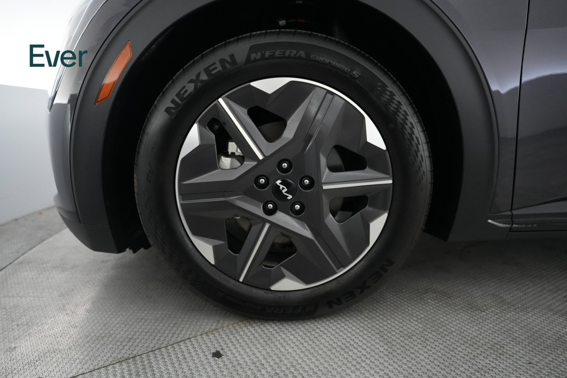 Used 2025 Kia EV6 Light RWD image 19