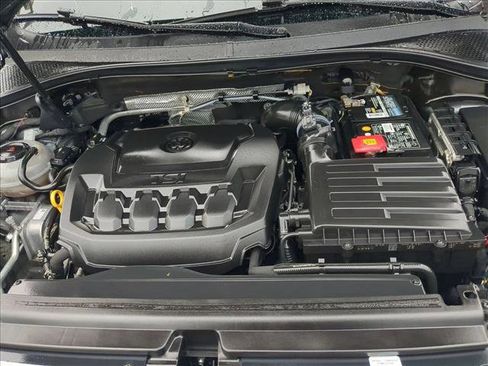 Used 2018 Volkswagen Tiguan S image 21