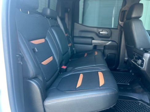 Used 2021 GMC Sierra 1500 AT4 w/ AT4 Premium Package image 11