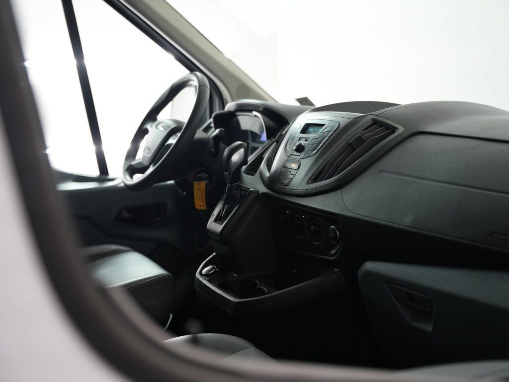 Used 2019 Ford Transit 250 148 Medium Roof RWD image 37