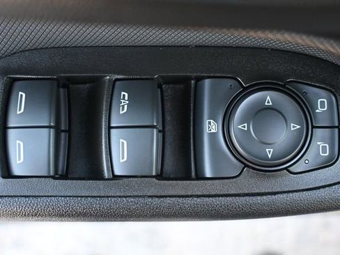 Used 2024 Chevrolet Equinox RS image 11