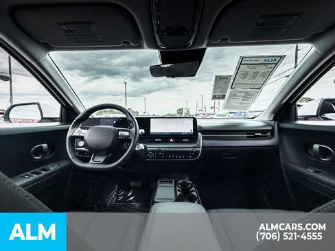 Used 2025 Hyundai Ioniq 5 SE RWD image 20
