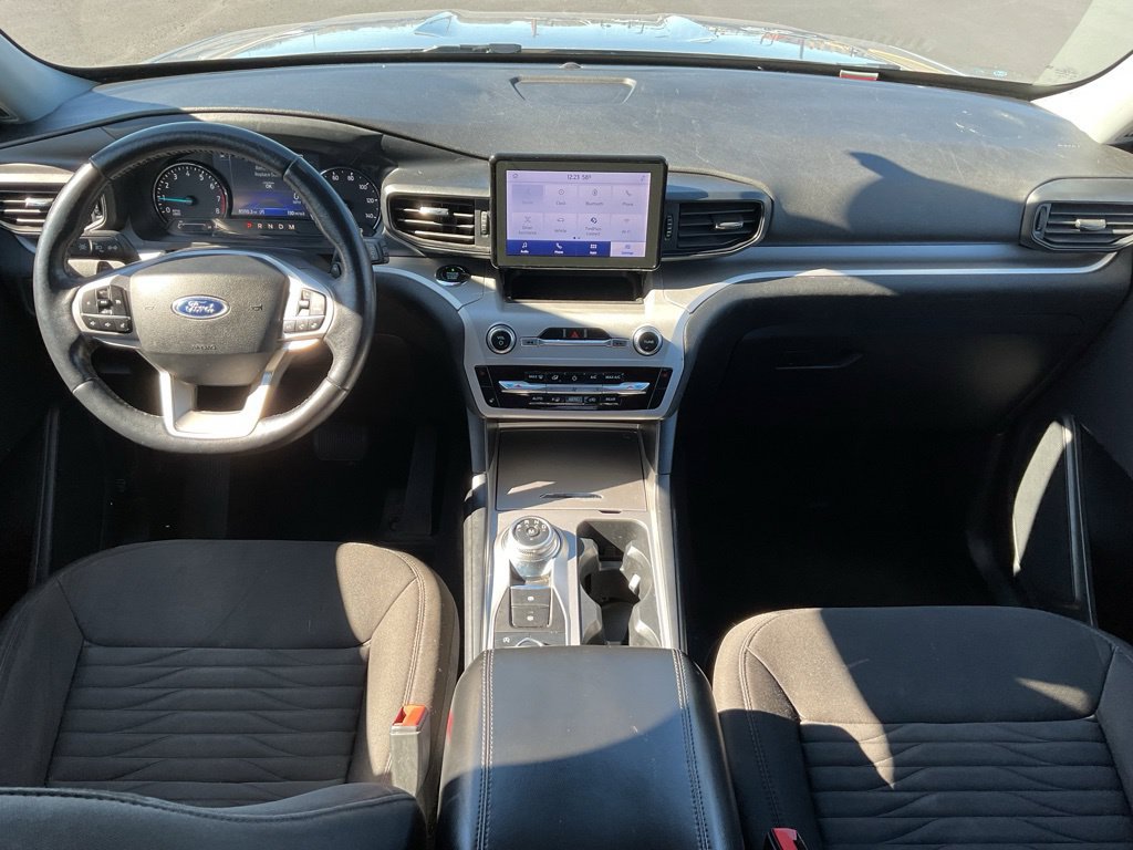 Used 2020 Ford Explorer XLT w/ Comfort Package AWD/4WD image 16