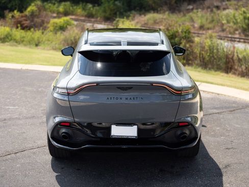 Used 2022 Aston Martin DBX AWD/4WD image 6