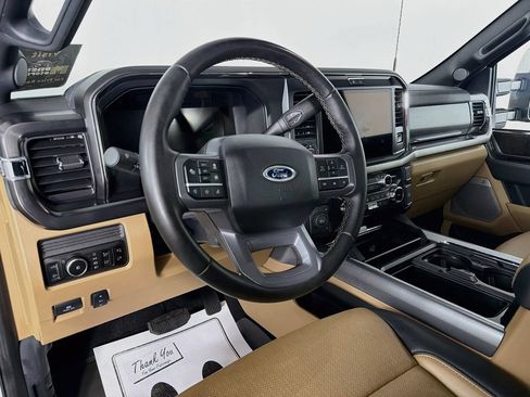 Used 2025 Ford F450 Lariat w/ Lariat Ultimate Package AWD/4WD image 9