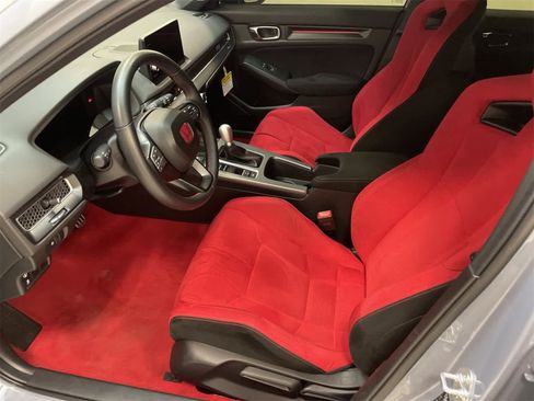 Used 2024 Honda Civic Type R image 16