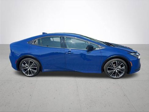 Certified 2024 Toyota Prius XLE FWD image 7