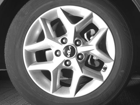 Used 2025 Kia Soul LX w/ LX Technology Package image 13