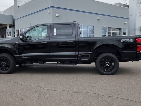 New 2026 Ford F250 Lariat w/ Black Appearance Package AWD/4WD image 25