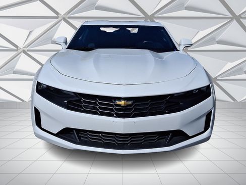 Used 2020 Chevrolet Camaro LT RWD image 3