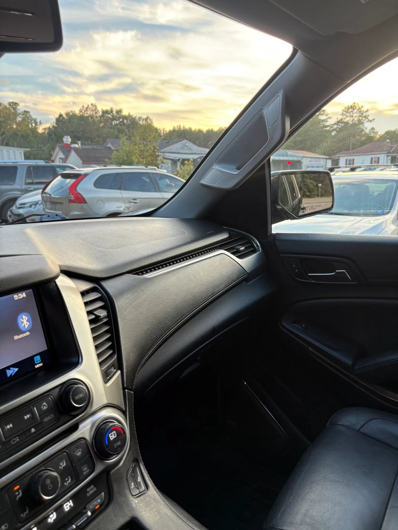 Used 2015 Chevrolet Tahoe LT AWD/4WD image 18