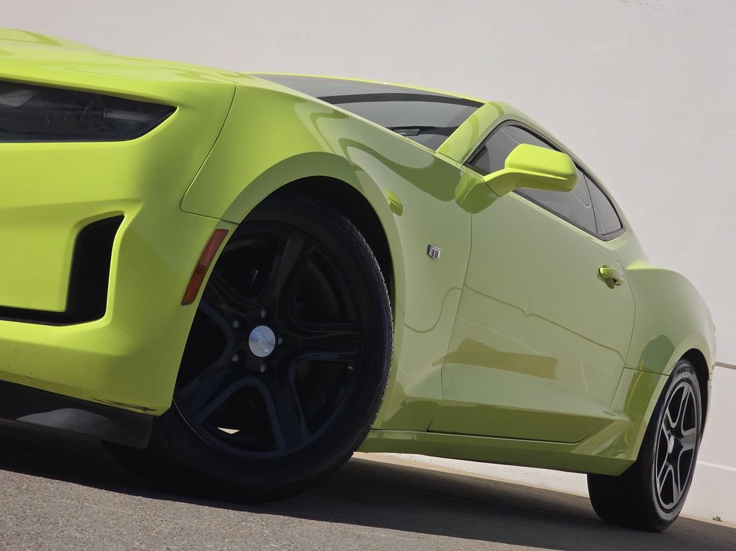 Used 2019 Chevrolet Camaro LT RWD image 8