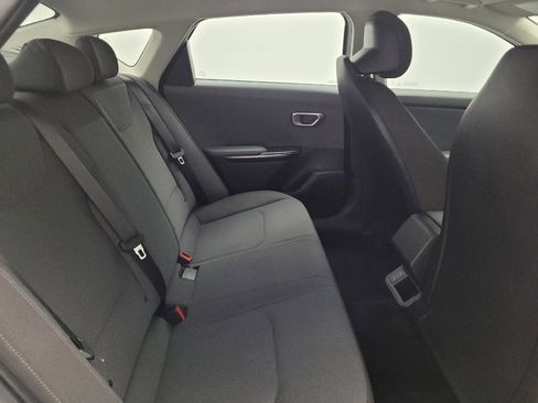 Used 2025 Kia K4 FWD image 19
