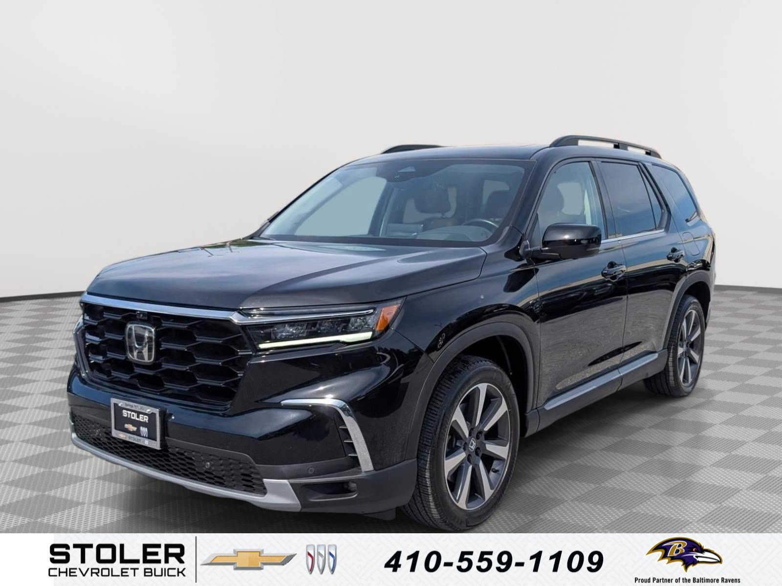 Used 2025 Honda Pilot Elite image 1