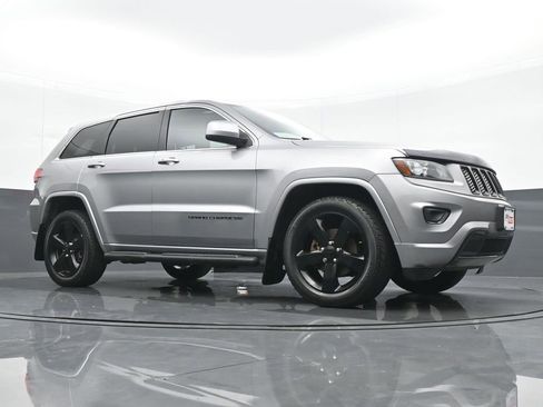 Used 2014 Jeep Grand Cherokee Altitude image 23