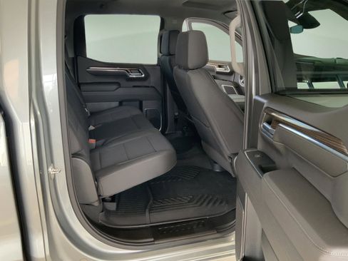 Used 2023 Chevrolet Silverado 1500 RST image 32