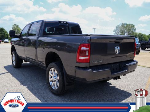 Used 2023 RAM 2500 Laramie AWD/4WD image 3