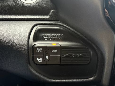 Used 2022 RAM 2500 Laramie AWD/4WD image 32