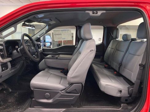 New 2026 Ford F250 XL w/ XL Chrome Package image 11