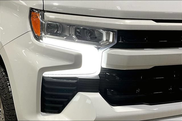 Used 2023 Chevrolet Silverado 1500 RST w/ Max Trailering Package AWD/4WD image 29