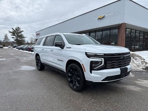 New 2026 Chevrolet Suburban High Country AWD/4WD image 1