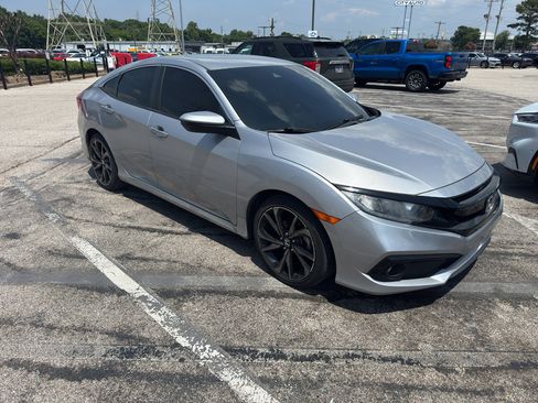Used 2020 Honda Civic Sport image 2