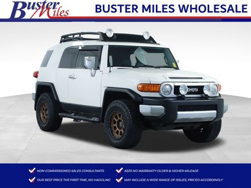 Used 2013 Toyota FJ Cruiser 4WD image 1