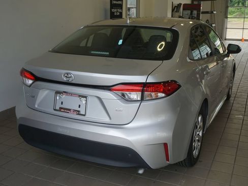 Used 2024 Toyota Corolla LE FWD image 13