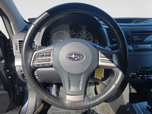 Used 2013 Subaru Outback 2.5i Premium AWD/4WD image 14