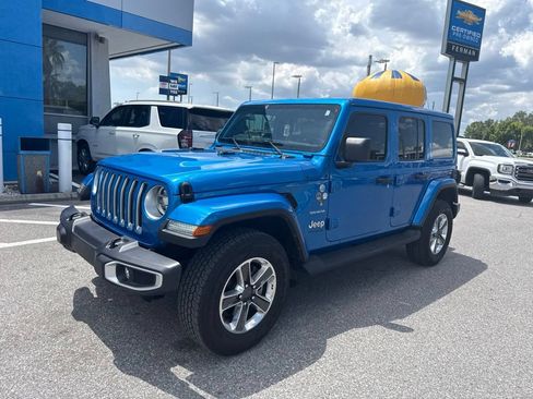 Used 2022 Jeep Wrangler Unlimited Sahara w/ LED Lighting Group AWD/4WD image 1