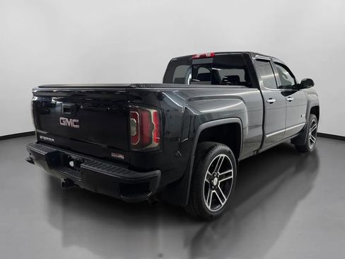 Used 2016 GMC Sierra 1500 SLE w/ All-Terrain Package AWD/4WD image 9