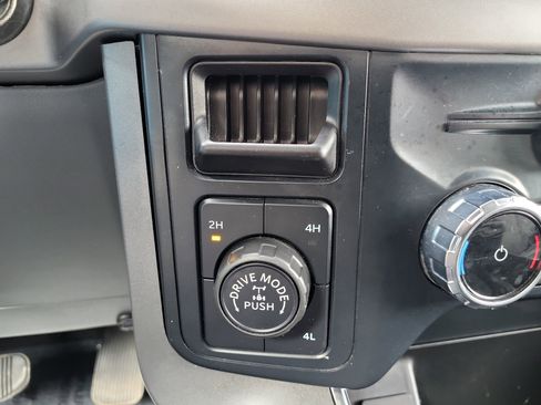 Used 2024 Ford F150 XLT w/ Mobile Office Package image 28