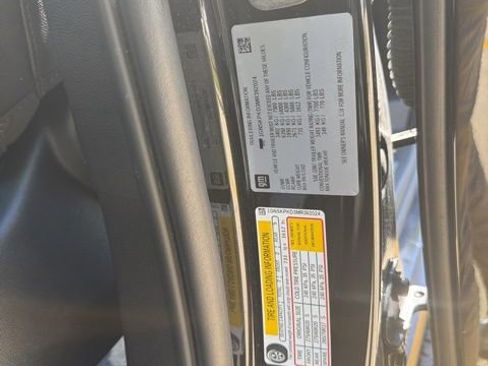 Used 2021 Chevrolet Tahoe Z71 image 15