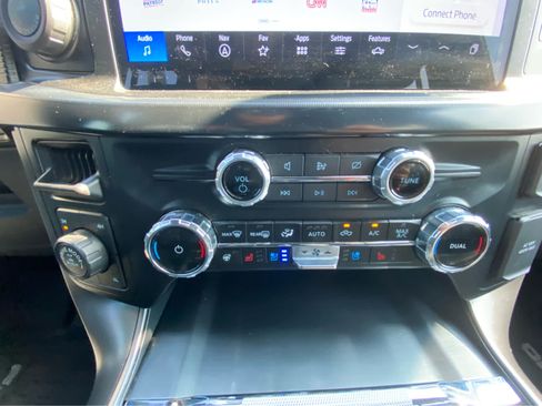 Used 2024 Ford F150 Lariat w/ Equipment Group 502A High AWD/4WD image 28