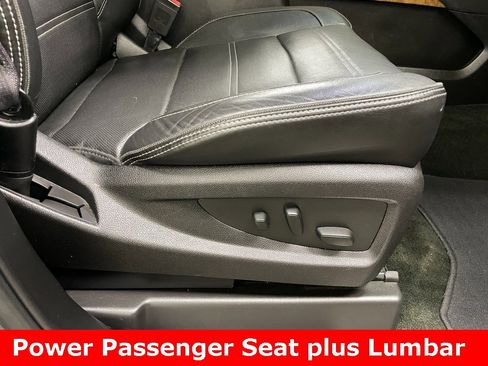 Used 2017 GMC Yukon Denali w/ Open Road Package image 15