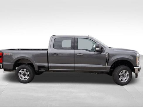 New 2026 Ford F250 XLT w/ XLT Premium Package image 2