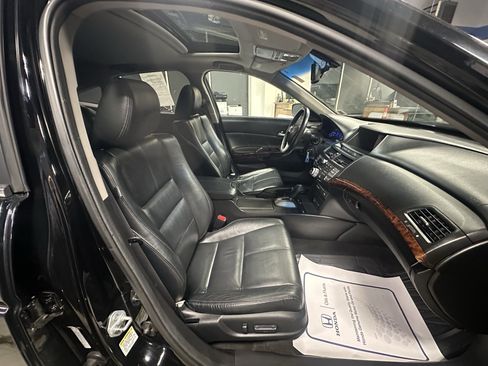 Used 2010 Honda Crosstour EX-L image 22