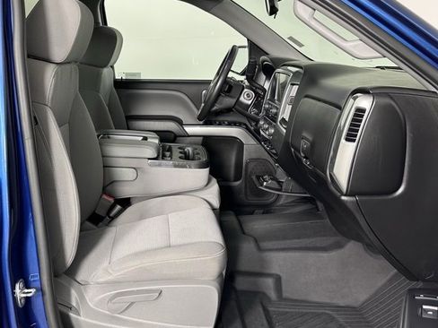 Used 2018 Chevrolet Silverado 1500 LT w/ Texas Edition image 28