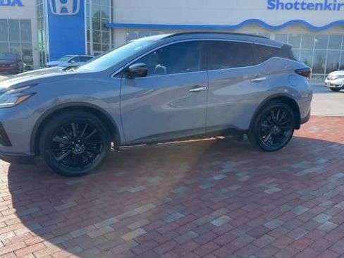 Used 2023 Nissan Murano SV w/ SV Midnight Edition Package image 7