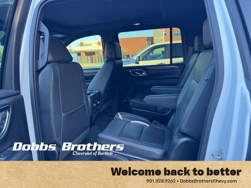 Used 2022 Chevrolet Suburban LT w/ LT Signature Package AWD/4WD image 16
