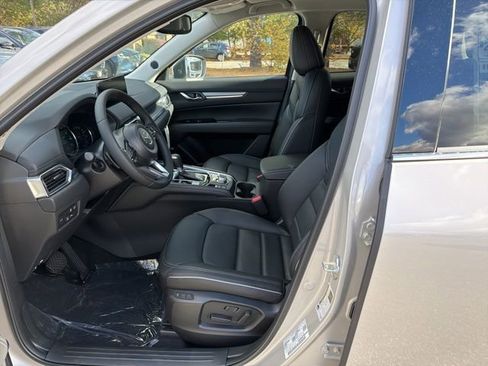 New 2025 MAZDA CX-5 AWD 2.5 S w/ Premium Plus Pkg image 9