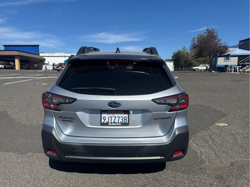 Used 2024 Subaru Outback Onyx Edition AWD/4WD image 6